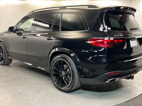 New 2026 Mercedes-Benz GLS 450 4MATIC image 3