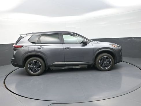 Used 2024 Nissan Rogue SV AWD/4WD image 56
