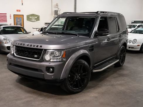 Used 2016 Land Rover LR4 HSE AWD/4WD image 2