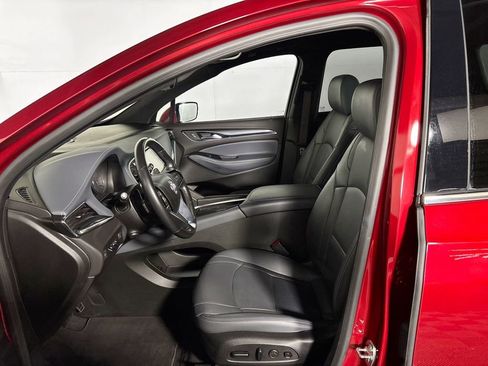 Used 2024 Buick Enclave Premium image 11