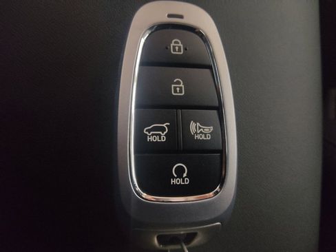 Used 2023 Hyundai Santa Fe SEL FWD image 32