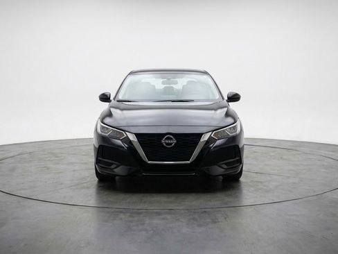 Used 2025 Nissan Sentra SV FWD image 2