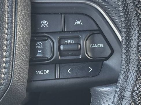 Used 2025 Toyota 4Runner TRD Off-Road Premium w/ Tow Technology Package AWD/4WD image 15