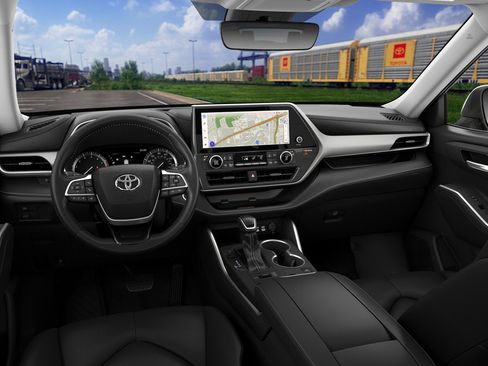 New 2026 Toyota Highlander XLE image 19