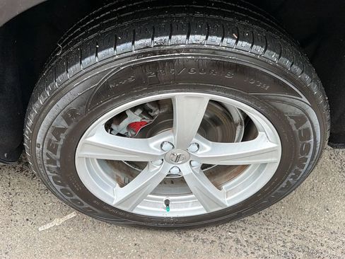 Used 2019 Volvo XC90 T5 Momentum AWD/4WD image 9