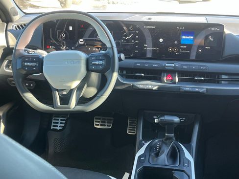 Used 2025 Kia K4 GT-Line Turbo image 19