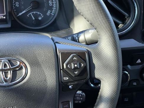 Certified 2023 Toyota Tacoma TRD Off-Road image 20