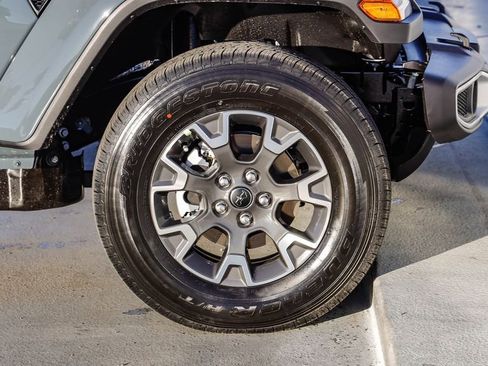 New 2026 Jeep Gladiator Sport image 10