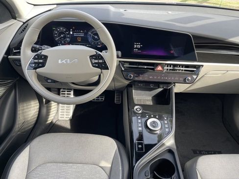 New 2023 Kia Niro Wave image 19