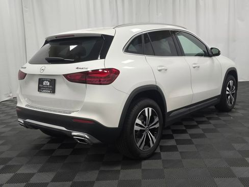 Used 2026 Mercedes-Benz GLA 250 4MATIC image 6