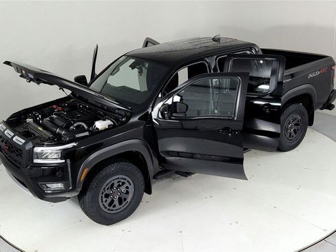 New 2025 Nissan Frontier PRO-4X image 47