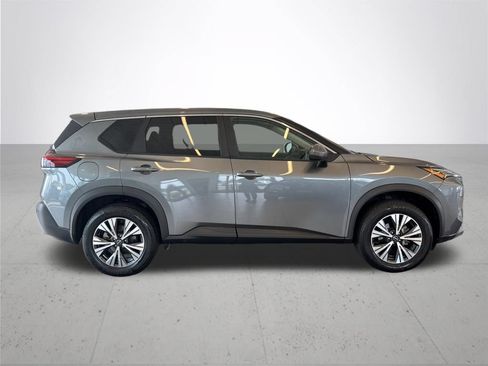 Used 2022 Nissan Rogue SV AWD/4WD image 6
