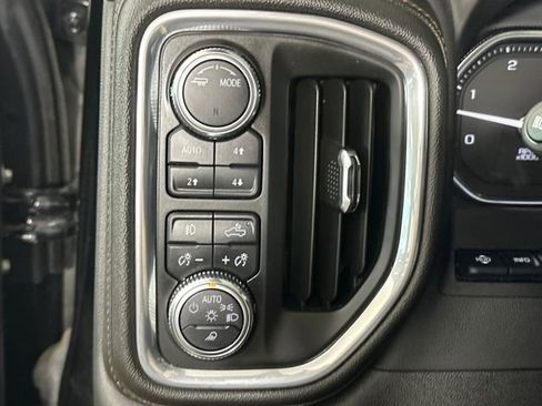 Used 2023 GMC Sierra 2500 AT4 w/ AT4 Preferred Package image 19