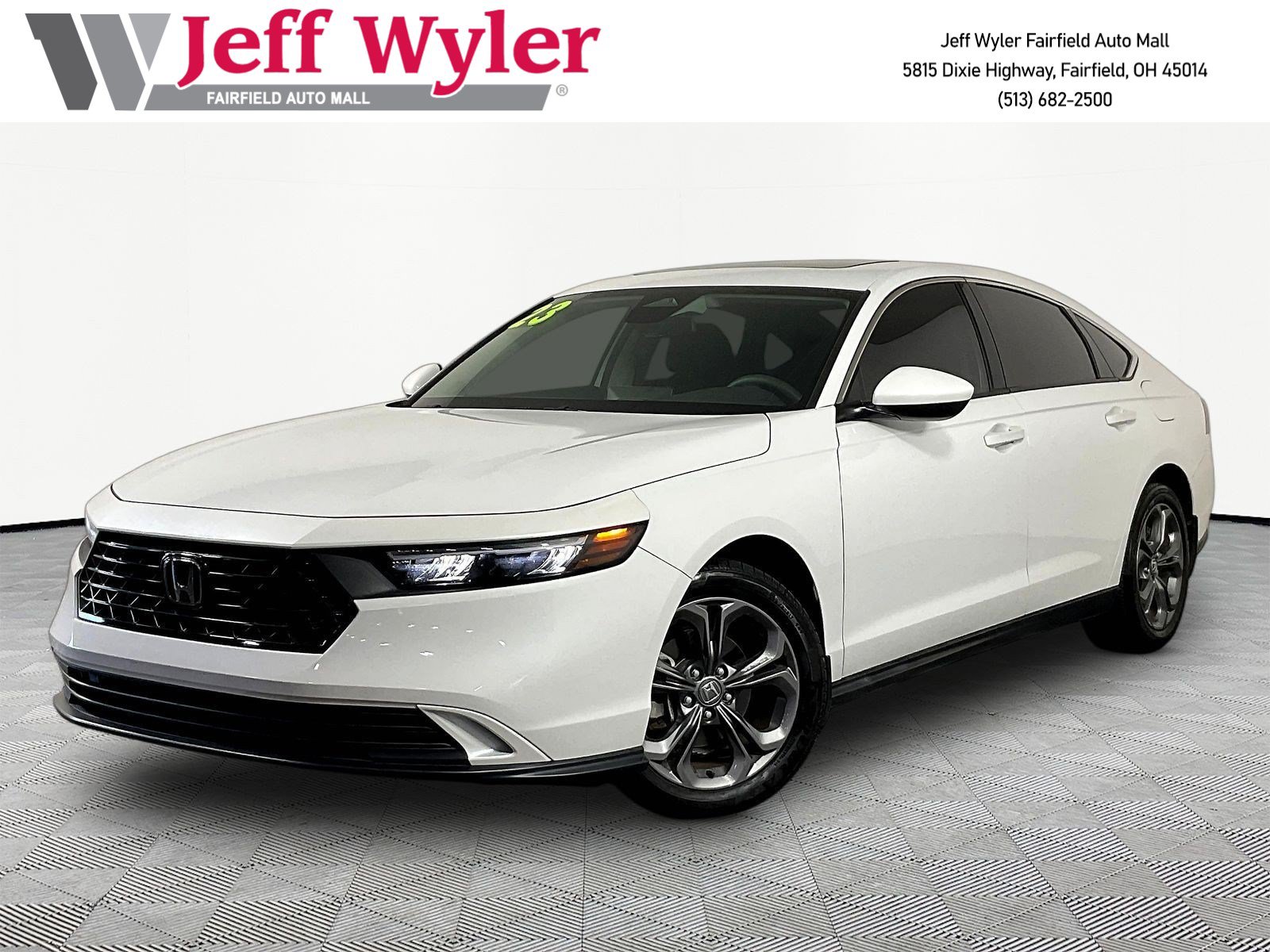 Used 2023 Honda Accord EX image 1