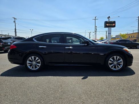 Used 2012 INFINITI M35 w/ Premium Pkg RWD image 5