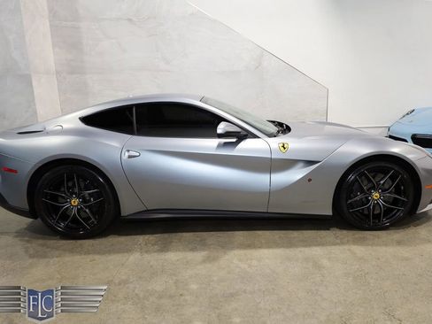 Used 2014 Ferrari F12 Berlinetta image 43