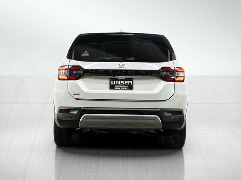 Used 2025 Honda Pilot EX-L image 4