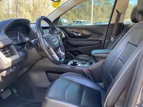 Used 2019 GMC Terrain Denali w/ Advanced Safety Package image 14