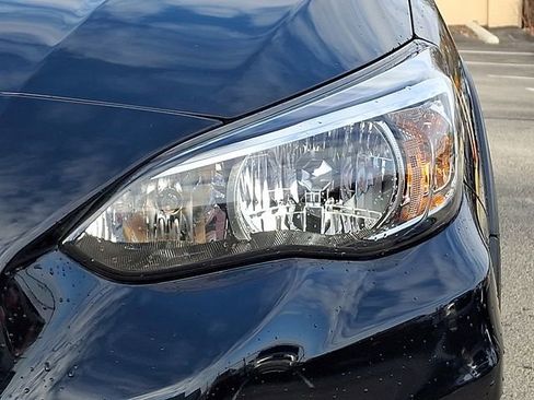 Used 2019 Subaru Crosstrek 2.0i Premium image 9