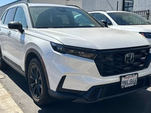 Used 2025 Honda CR-V Sport image 2