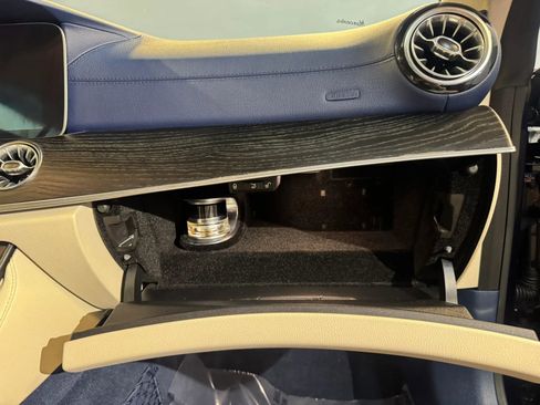 Used 2018 Mercedes-Benz E 400 Coupe image 32