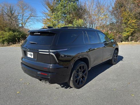 New 2026 Chevrolet Traverse RS image 5