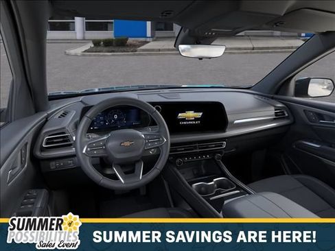 New 2026 Chevrolet Traverse LT w/ Driver Confidence Package FWD image 15