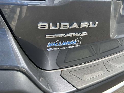 Certified 2025 Subaru Outback Limited AWD/4WD image 8