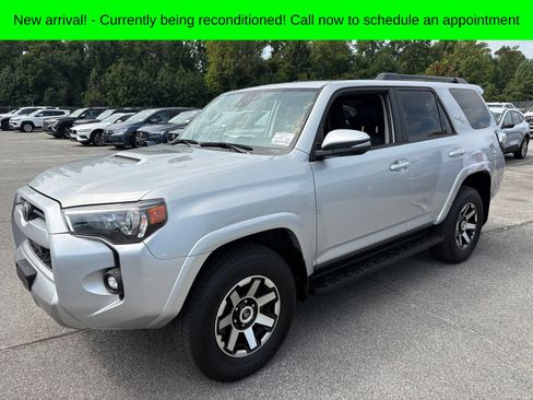 Used 2024 Toyota 4Runner TRD Off-Road Premium AWD/4WD image 10