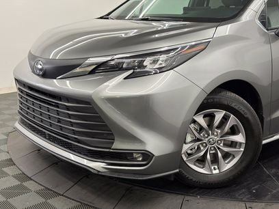 Used 2026 Toyota Sienna XLE
