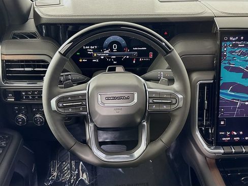 New 2026 GMC Yukon XL Denali AWD/4WD image 11
