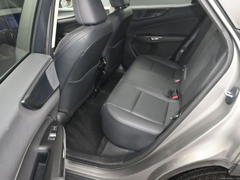 Used 2022 Lexus NX 250 AWD image 12