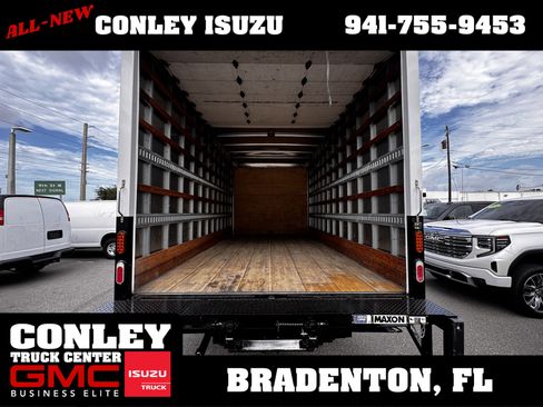 Used 2024 Isuzu NPR RWD image 15