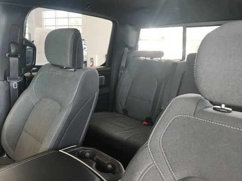 Used 2022 RAM 1500 Big Horn AWD/4WD image 27