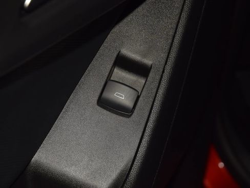 Used 2025 Chevrolet Equinox LT w/ Convenience Package II AWD/4WD image 44