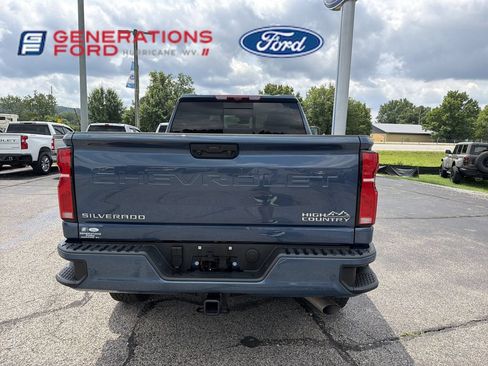 Used 2026 Chevrolet Silverado 2500 High Country w/ Technology Package AWD/4WD image 7