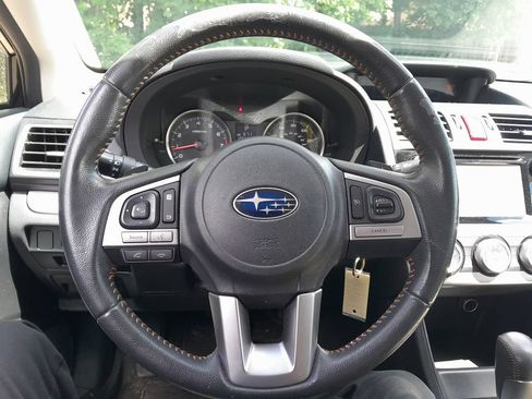 Used 2016 Subaru Crosstrek 2.0i Premium AWD/4WD image 17