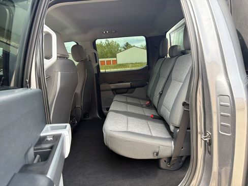 Used 2024 Ford F250 XL w/ STX Appearance Package AWD/4WD image 23