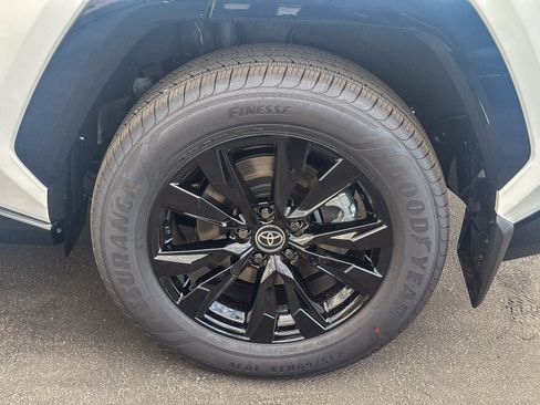 New 2026 Toyota RAV4 SE AWD/4WD image 12