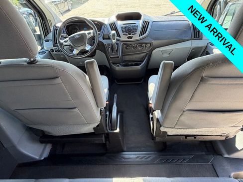 Used 2017 Ford Transit 350 XLT image 6