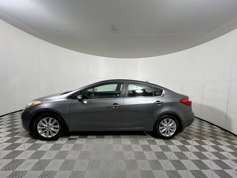 Used 2014 Kia Forte EX FWD image 4