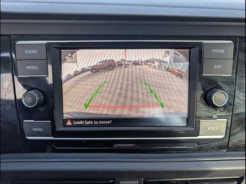 Used 2024 Volkswagen Jetta S image 11