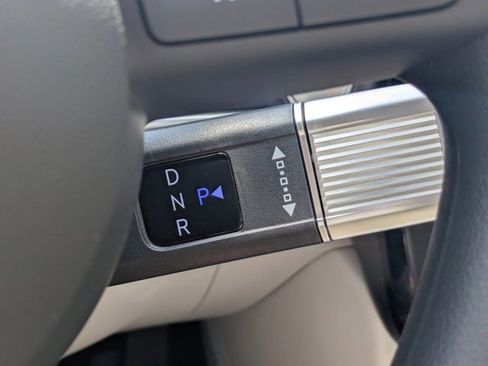 New 2026 Hyundai Tucson Blue SE image 16