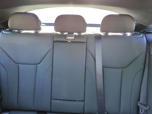 Used 2026 BMW i4 eDrive40 w/ Premium Package RWD image 28