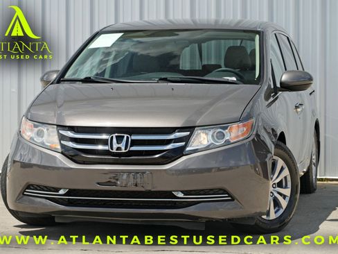 Used 2016 Honda Odyssey SE image 1