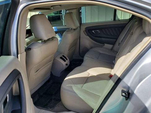 Used 2010 Ford Taurus SEL image 26