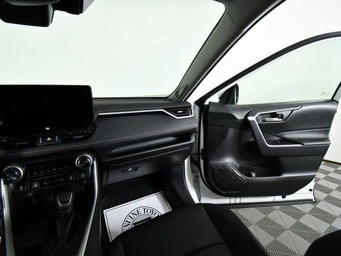 Used 2025 Toyota RAV4 XLE Premium w/ Weather Package image 20