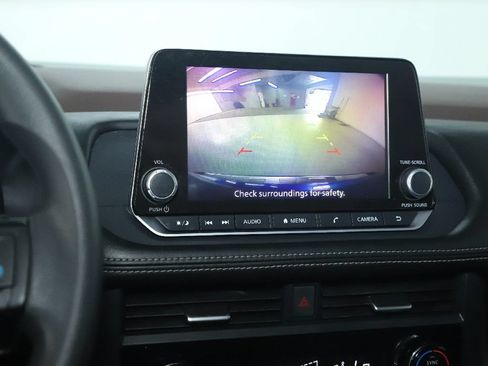 Certified 2023 Nissan Rogue SV AWD/4WD image 29
