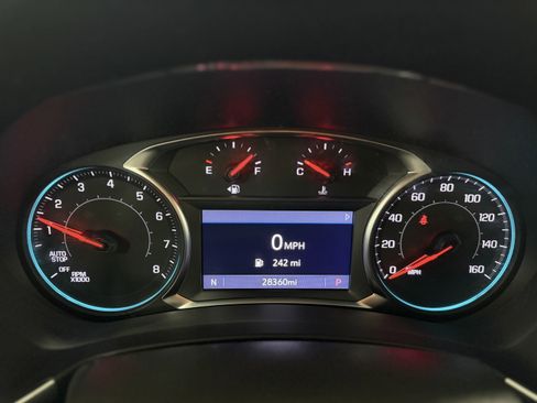 Used 2023 Chevrolet Equinox LT image 17