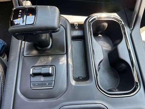 Certified 2024 GMC Sierra 1500 AT4 w/ AT4 Premium Package AWD/4WD image 34